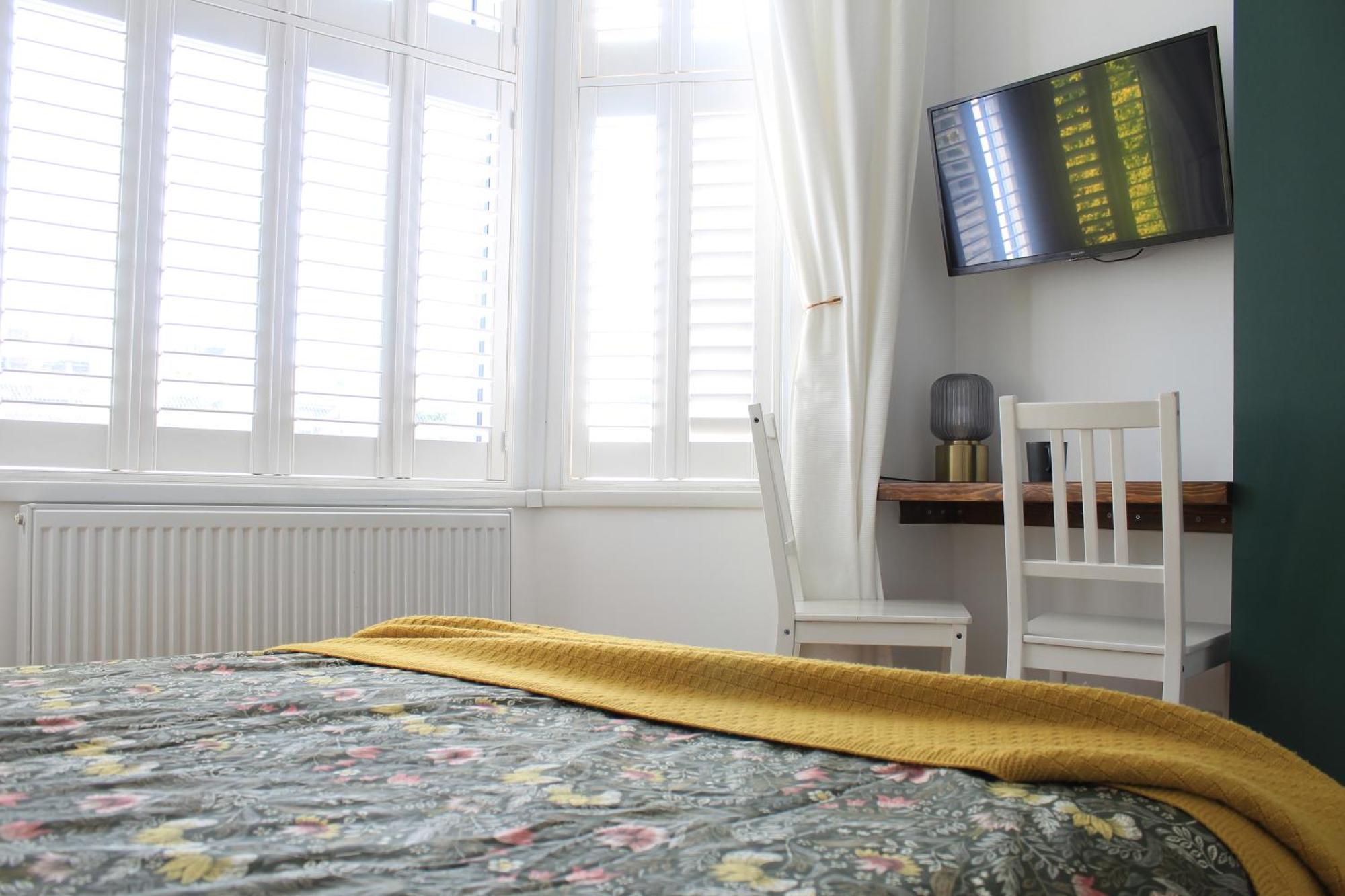 Stylish Ensuite Room 15 Mins To Central London Exterior photo